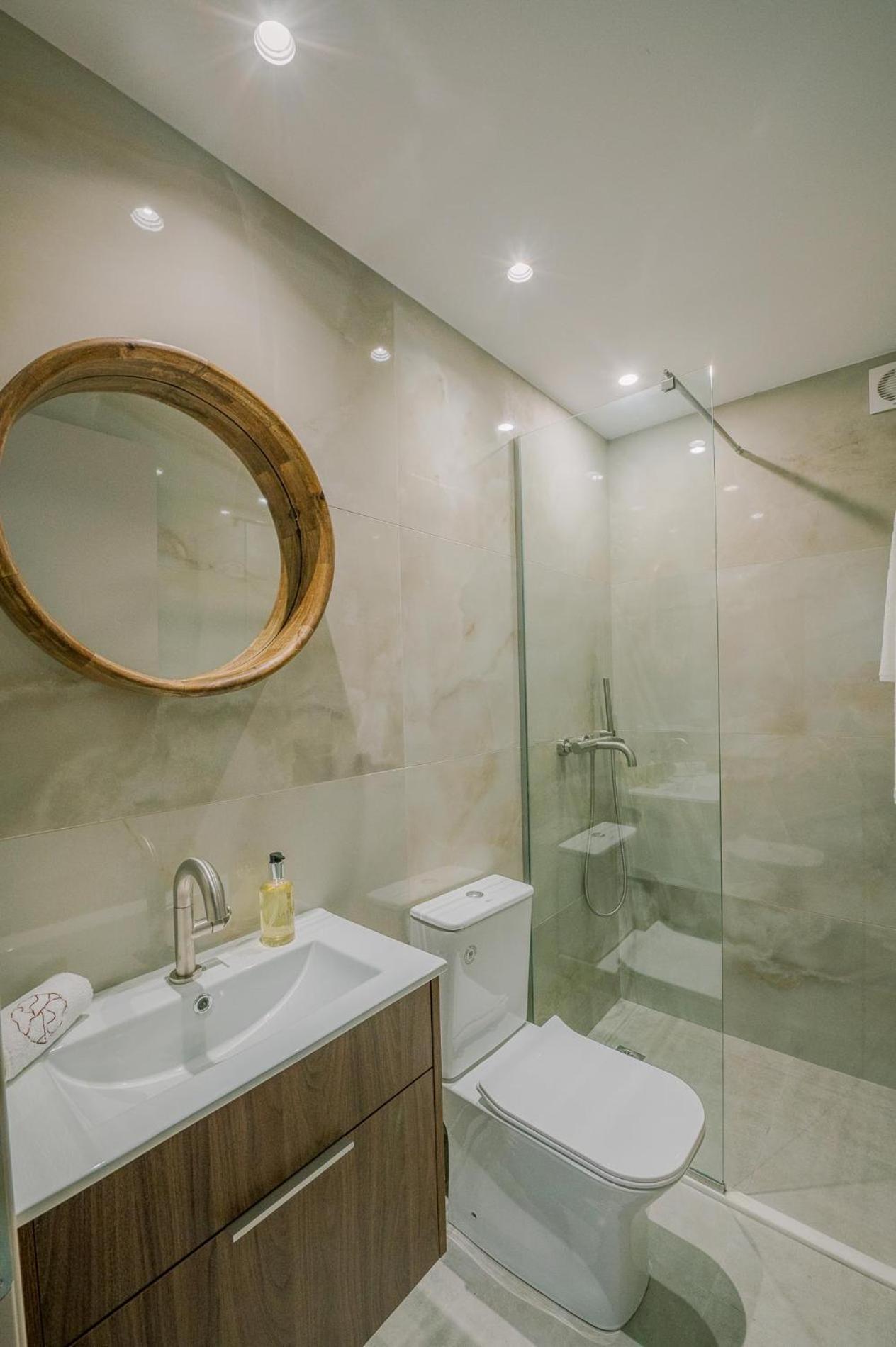 Hama Luxury Seaside Apartments Corinth Eksteriør bilde